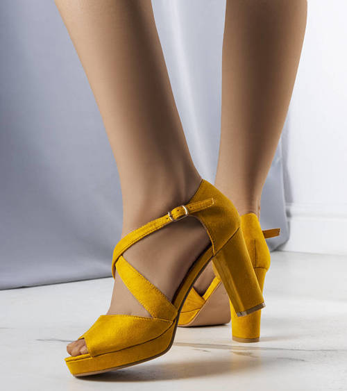 Žlté sandále Artemi na podpätku